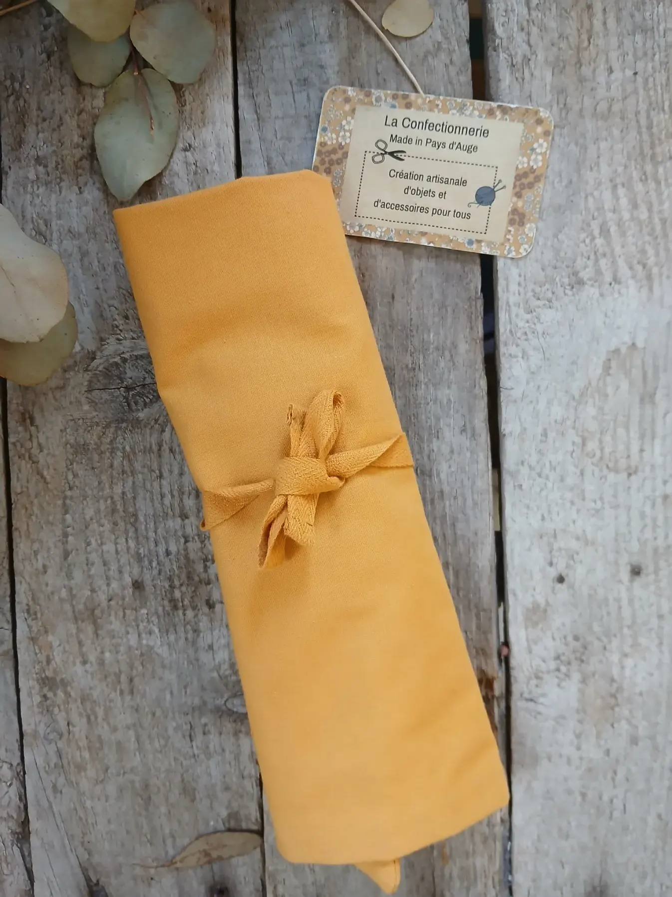 Pochette à couverts nomade avec serviette jaune – Image 2