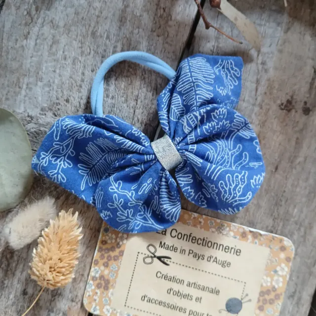 Élastique à cheveux papillon - bleu fond marin