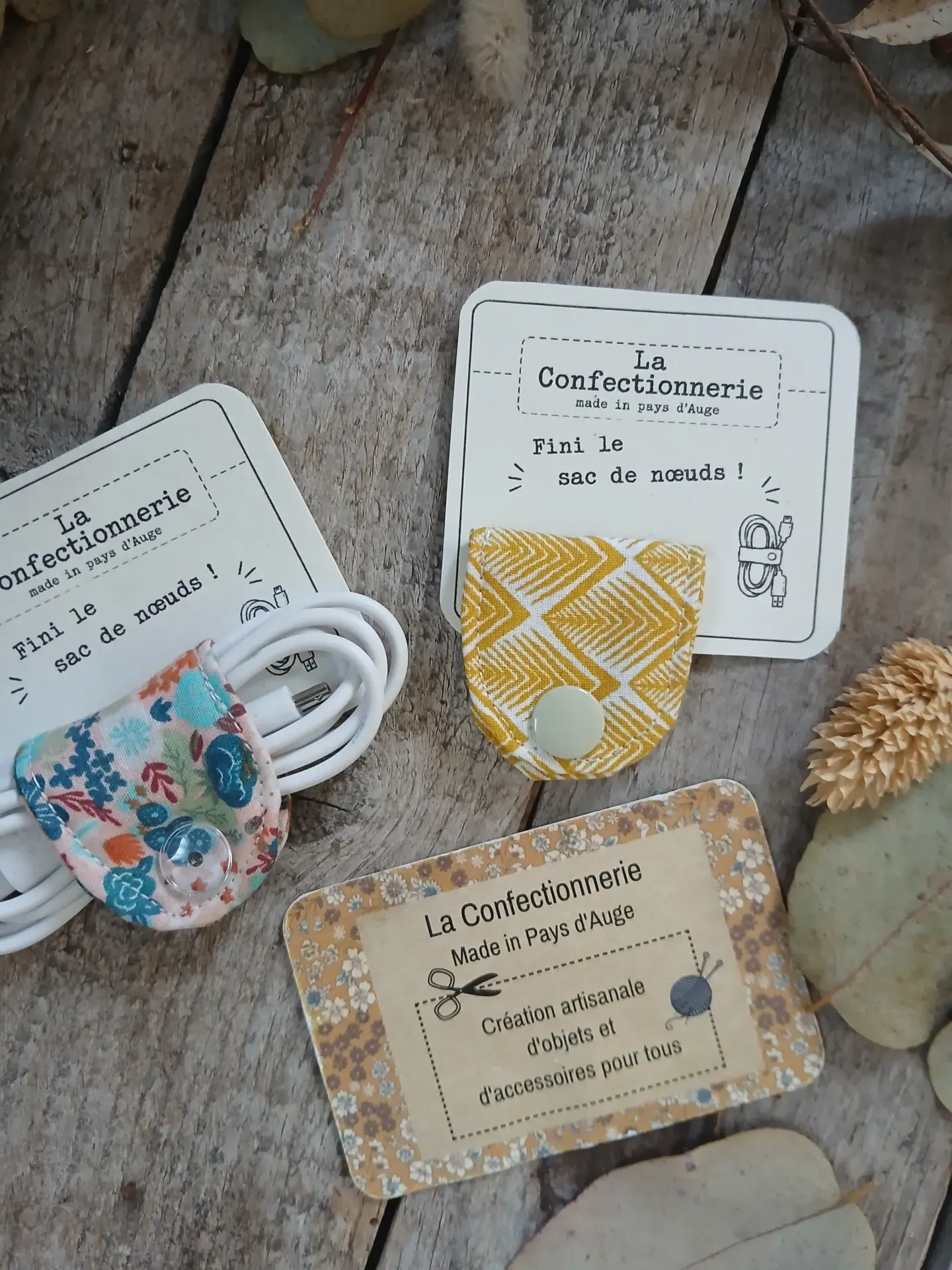 Attache-câble en tissu molletonné – Graphique jaune moutarde – Image 2