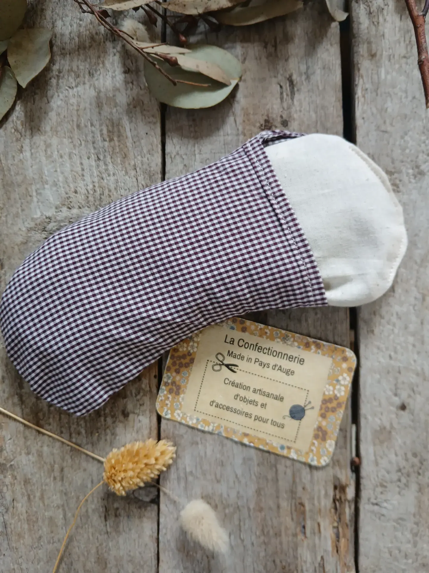 Coussinet de relaxation pour les yeux - petit vichy marron/bordeaux – Image 5