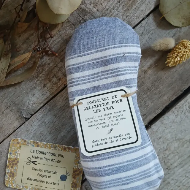 Coussinet de relaxation pour les yeux - rayé bleu et blanc