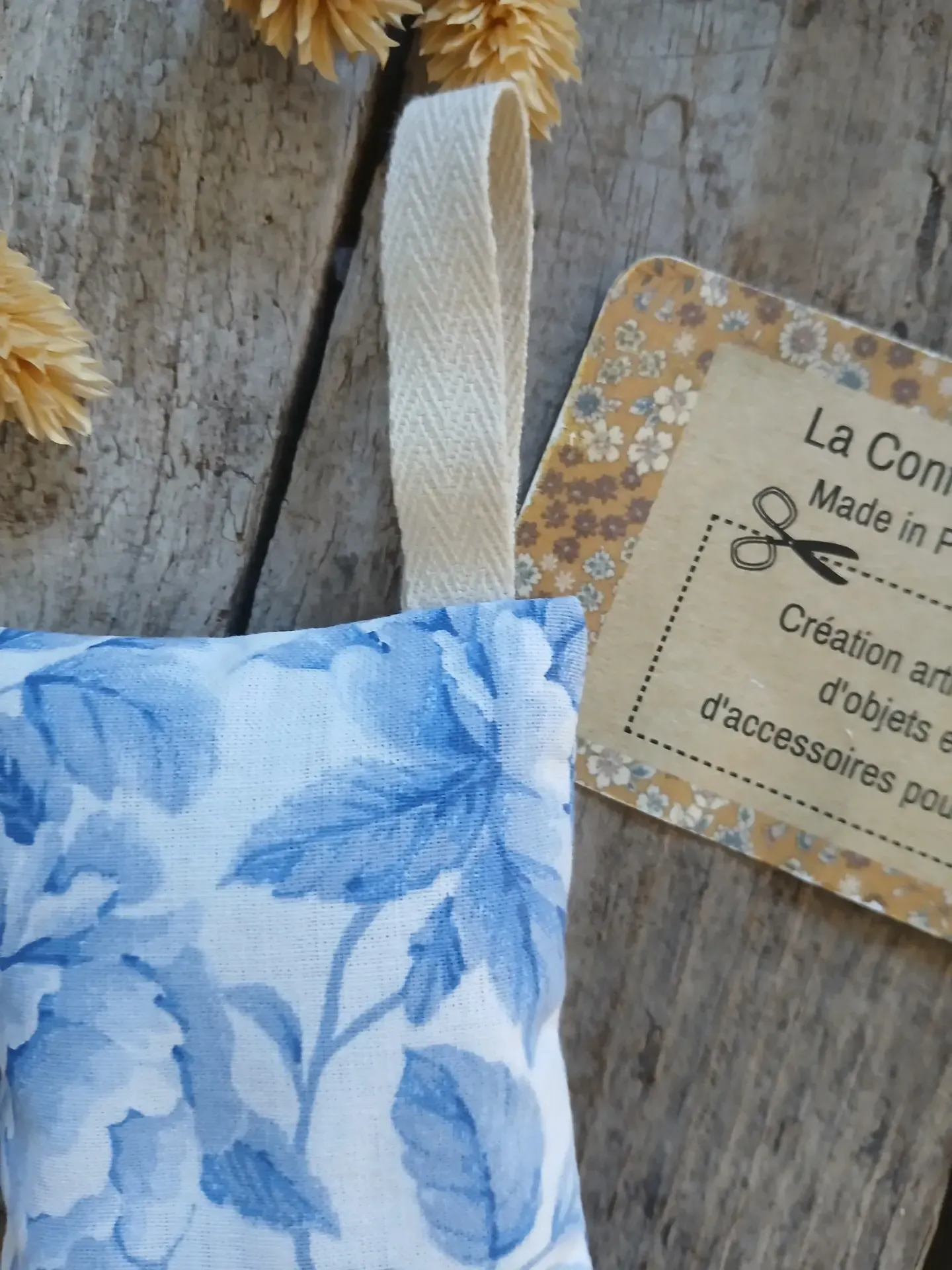 Petit pochon de lavande - Roses bleues – Image 3