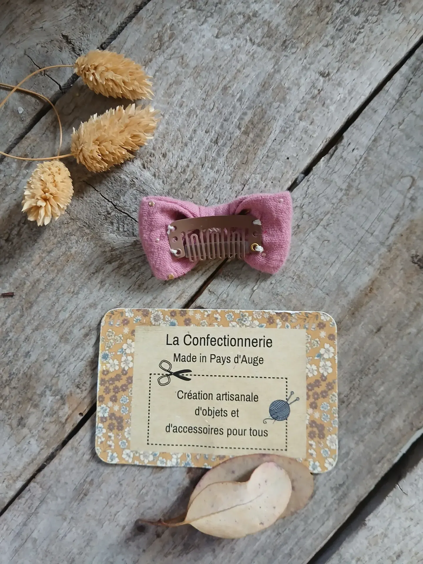 Petite barrette anti-glisse pour bébé et enfant - Gaze de coton rose pois dorés – Image 4